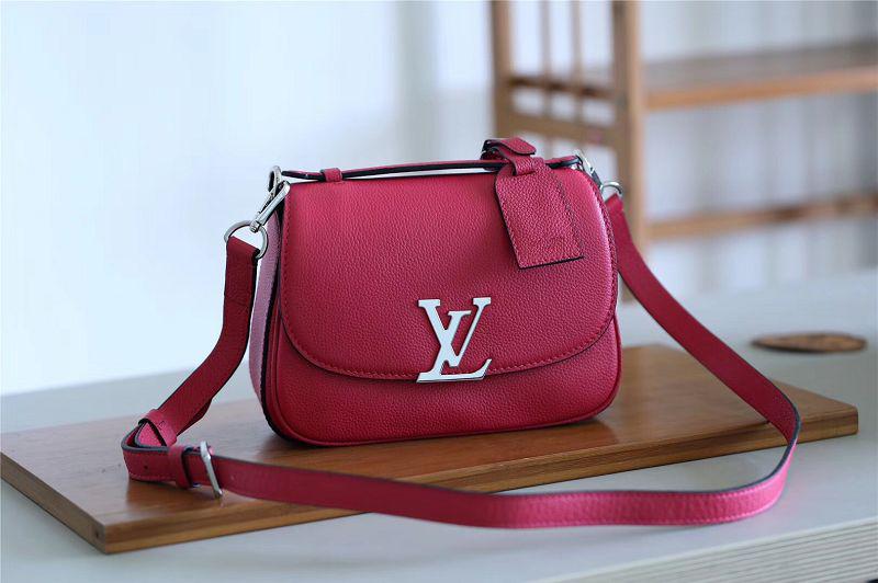 Louis Vuitton - Authenticated Neo Vivienne Handbag - Patent Leather Red Abstract for Women, Very Good Condition